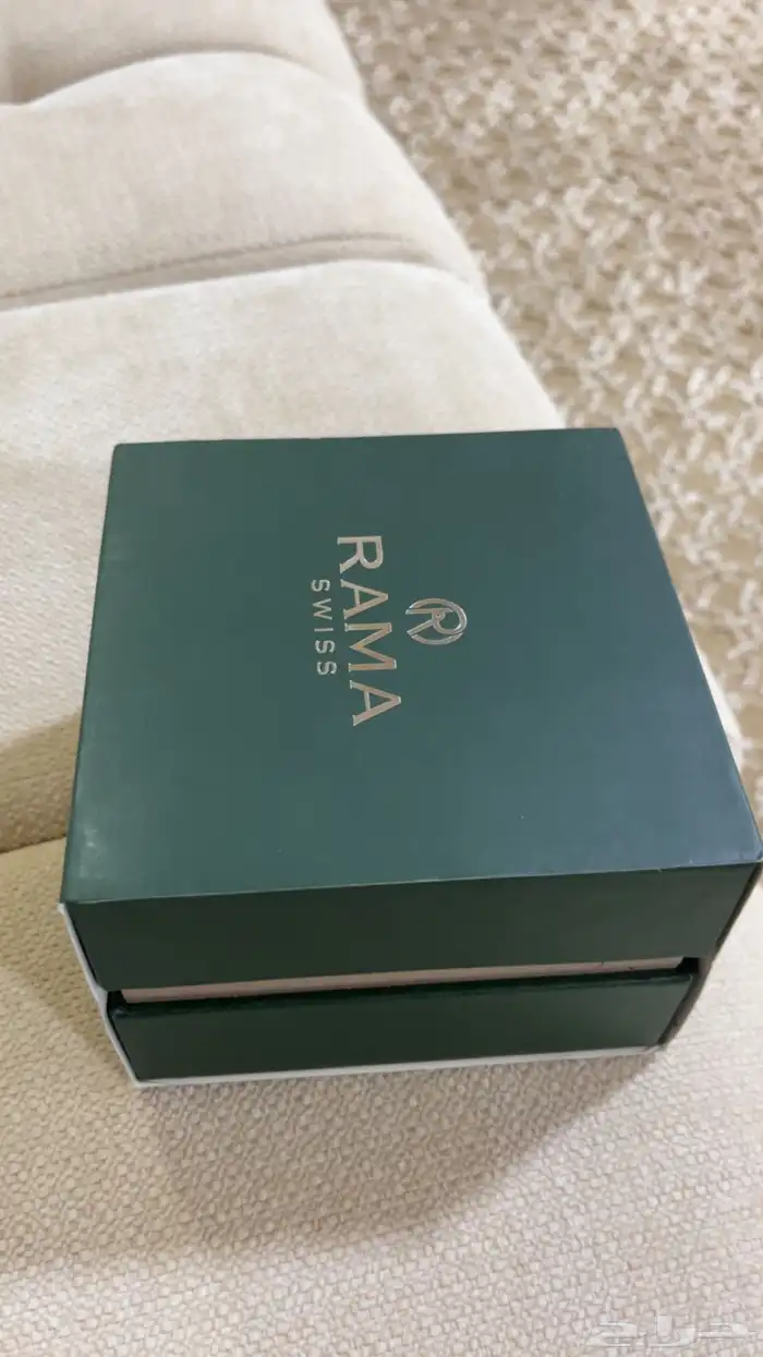 ساعة فخمه للبيع 0