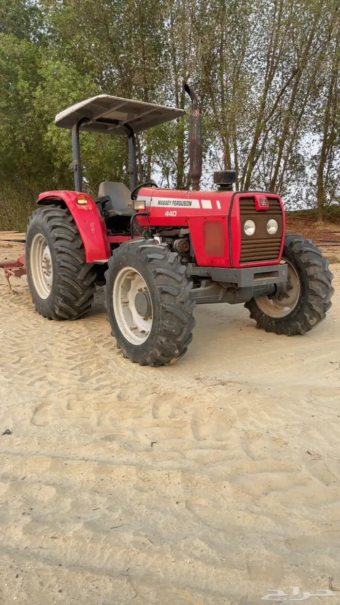 للبيع حراثة ماسي 440 2010 شبه جديد 0