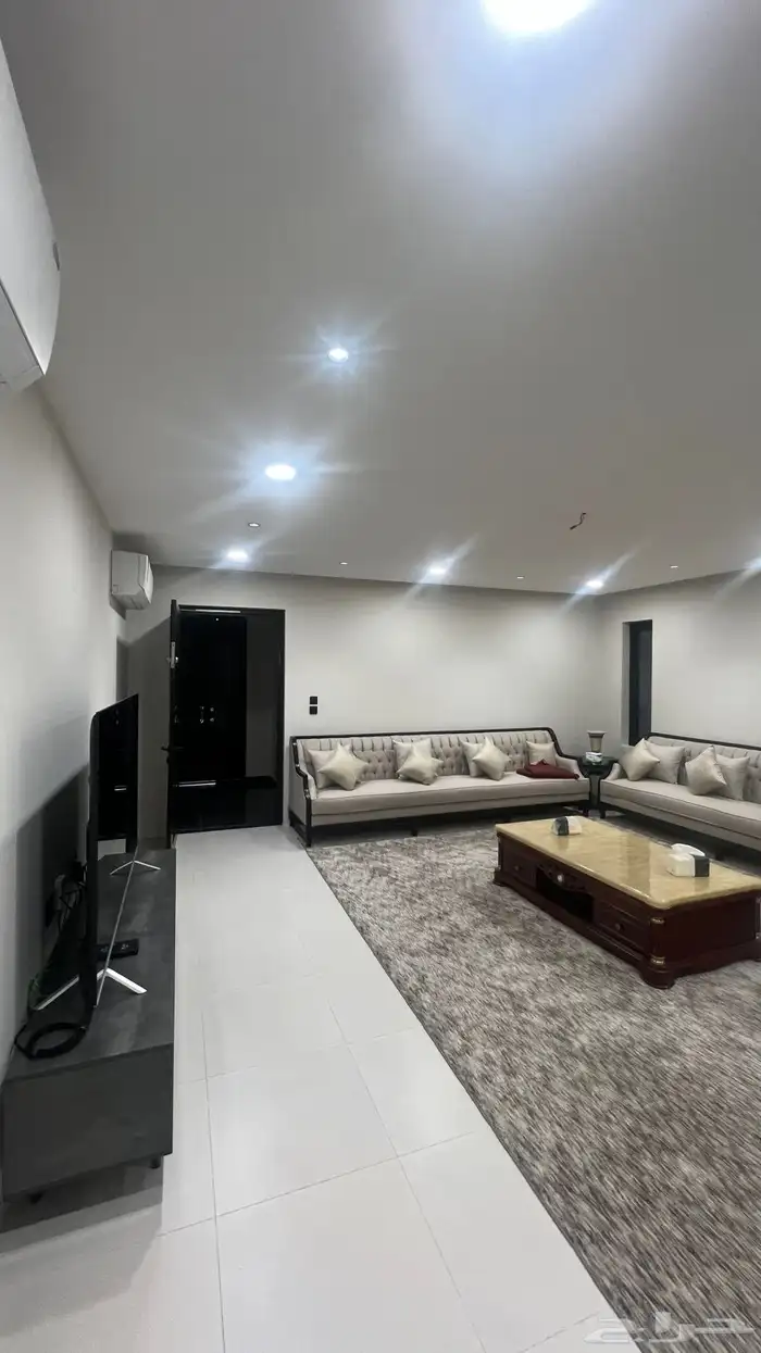 للبيع فيلا مستقله 625 متر مؤثثه حي بدر 91 1