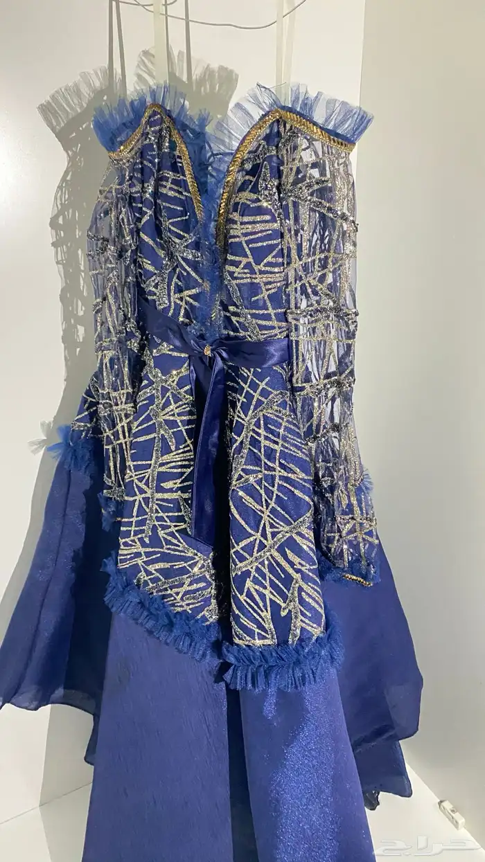 فساتين للبيع 1