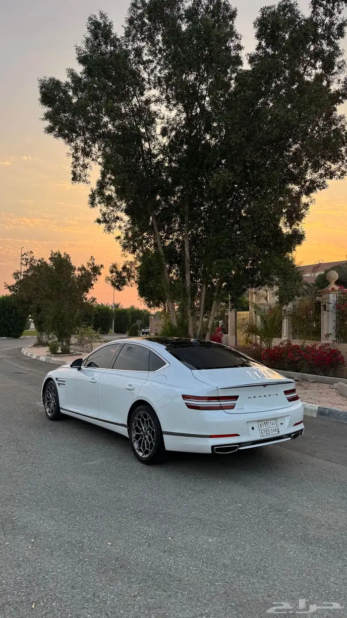 2022 جينيسس G80 8