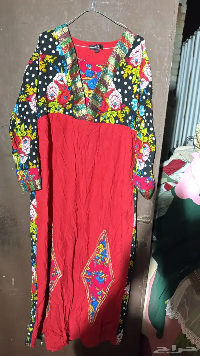 جلابيات وعبايات مستعمل نضيف 31