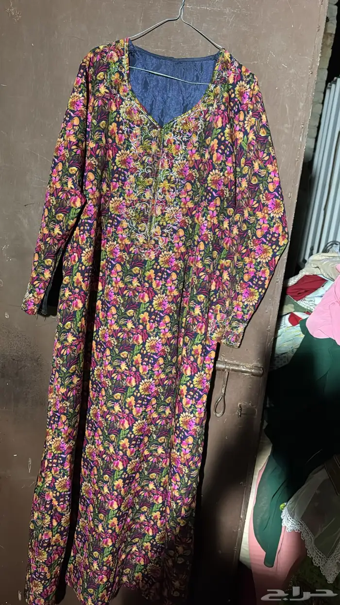 جلابيات وعبايات مستعمل نضيف 46