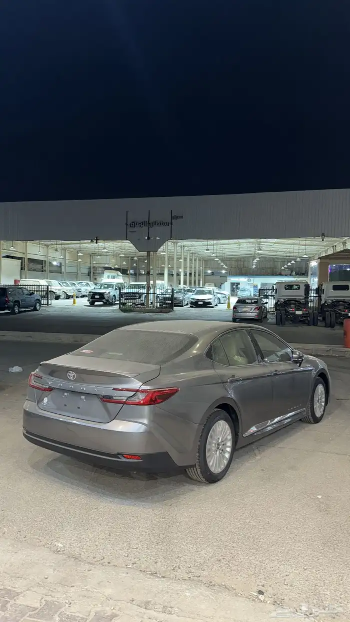 عرض خاص كامري 2025 LE نص فل تيتانيوم 3