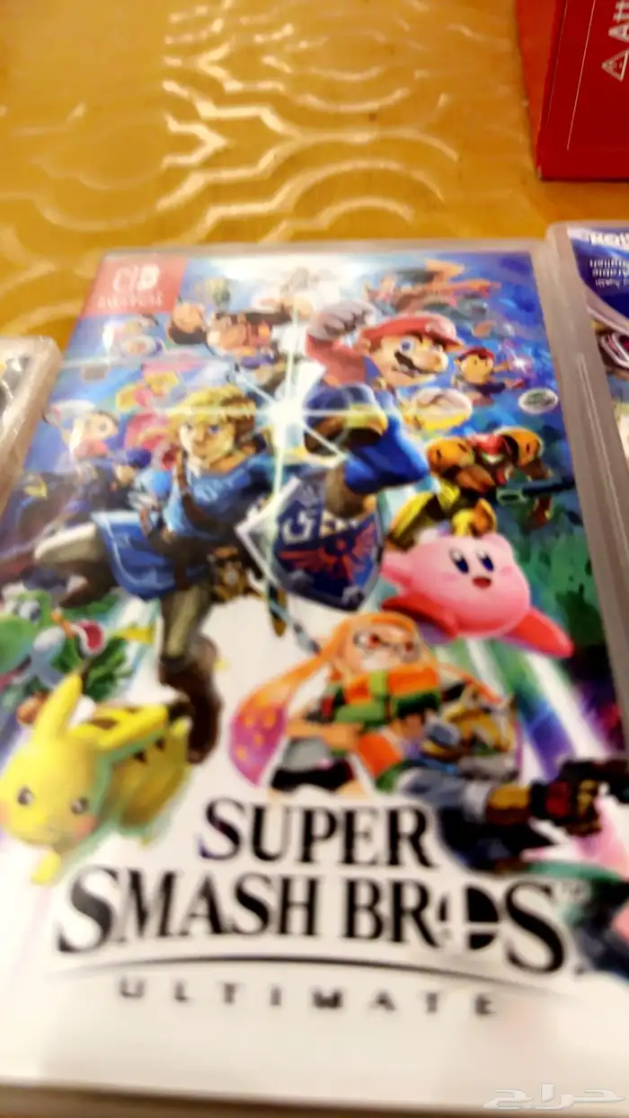 أحدث إصدار من عائلة أجهزة نينتندو سويتش  ويتميز بشاشة OLED 5