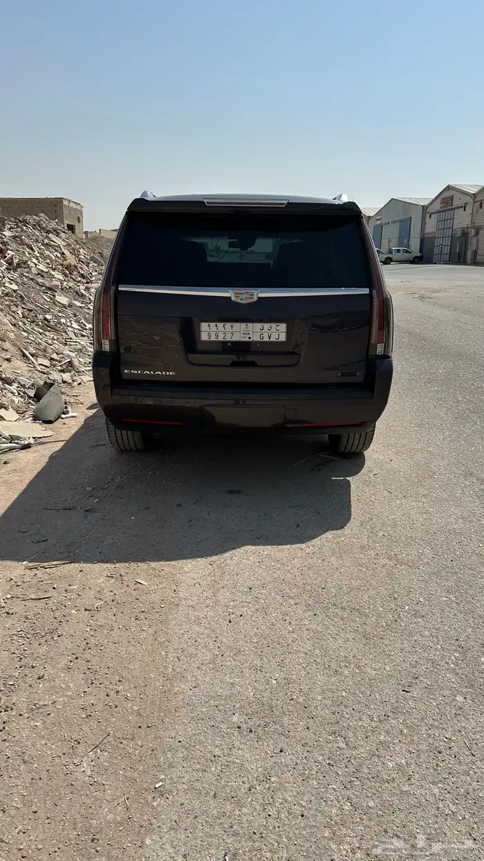 كاديلاك اسكاليد قصير 2015 2