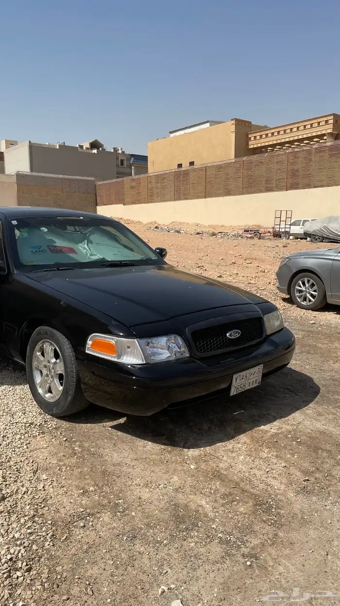 فورد فكتوريا 2001 LX وارد الدوحة 10