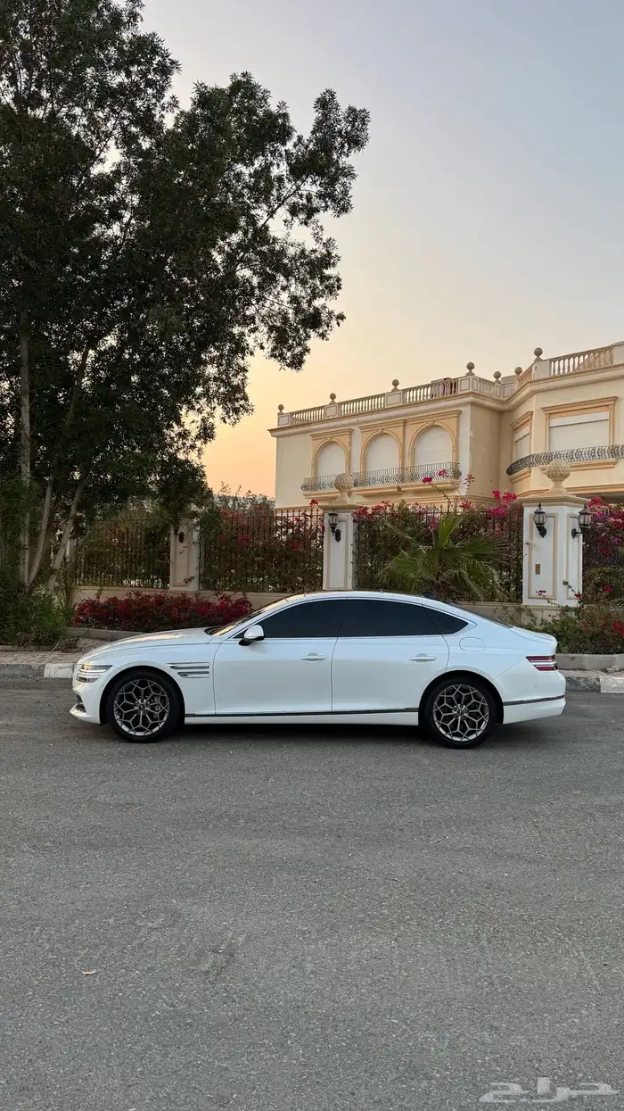 2022 جينيسس G80 4
