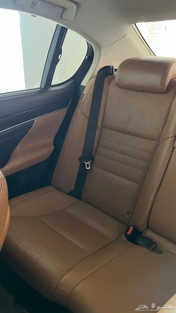 لكزس جي اس   LEXUS GS 27