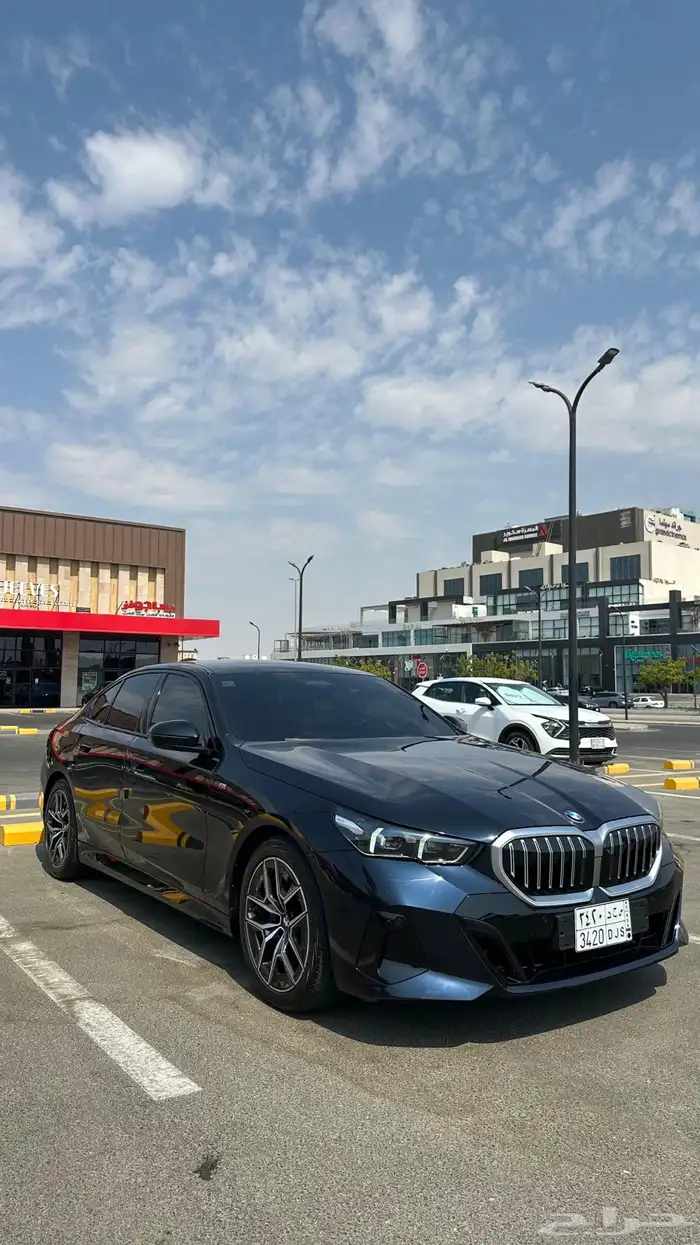 بي ام دبليو الفئة الخامسة 0