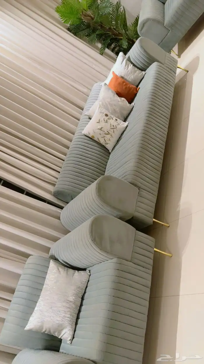 كنب 13 شخص لون تيفاني شبه جديد ونظيف 3