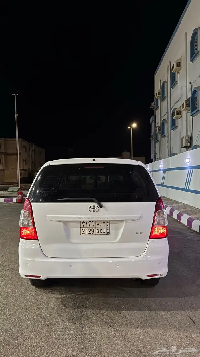 للبيع أنوفا 2015 3