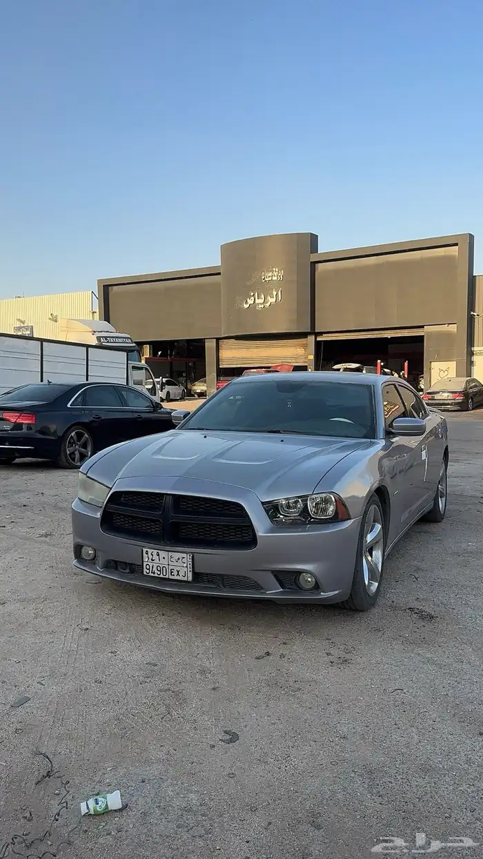 دوج تشارجر للبيع او البدل 3