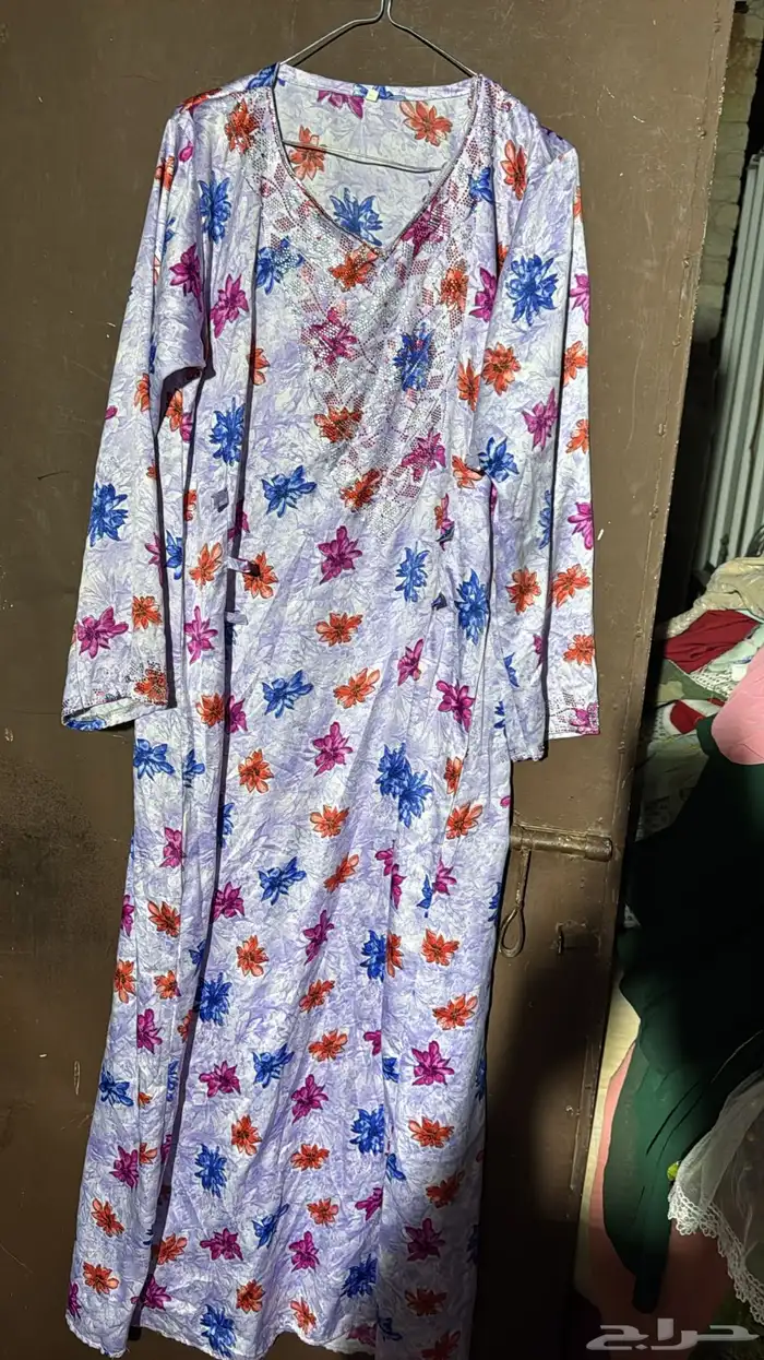 جلابيات وعبايات مستعمل نضيف 41