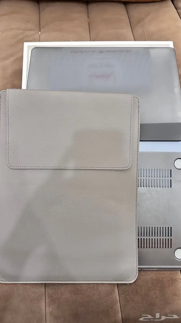 ماك بوك اير للبيع 9