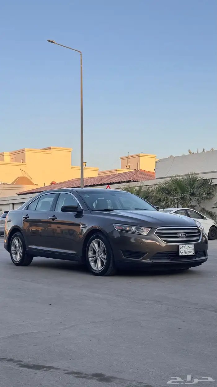 للبيع فورد تورس 2016 8