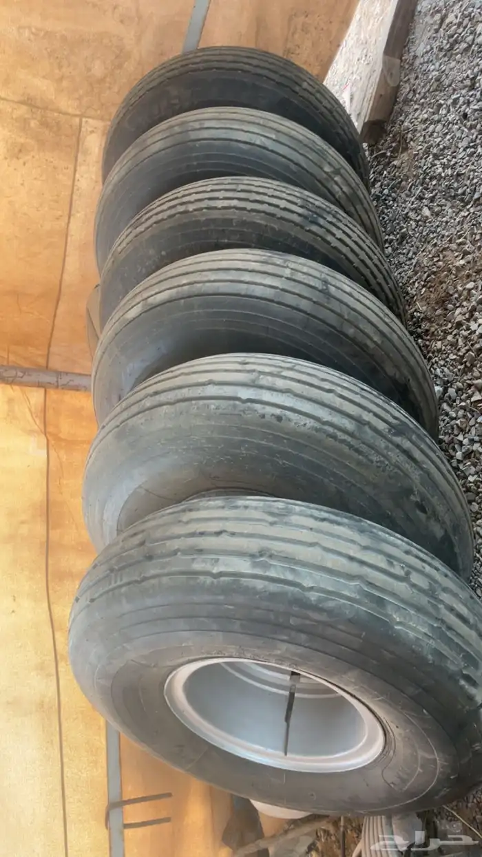 جنوط مع كفرات بالون مقاس 1400 2