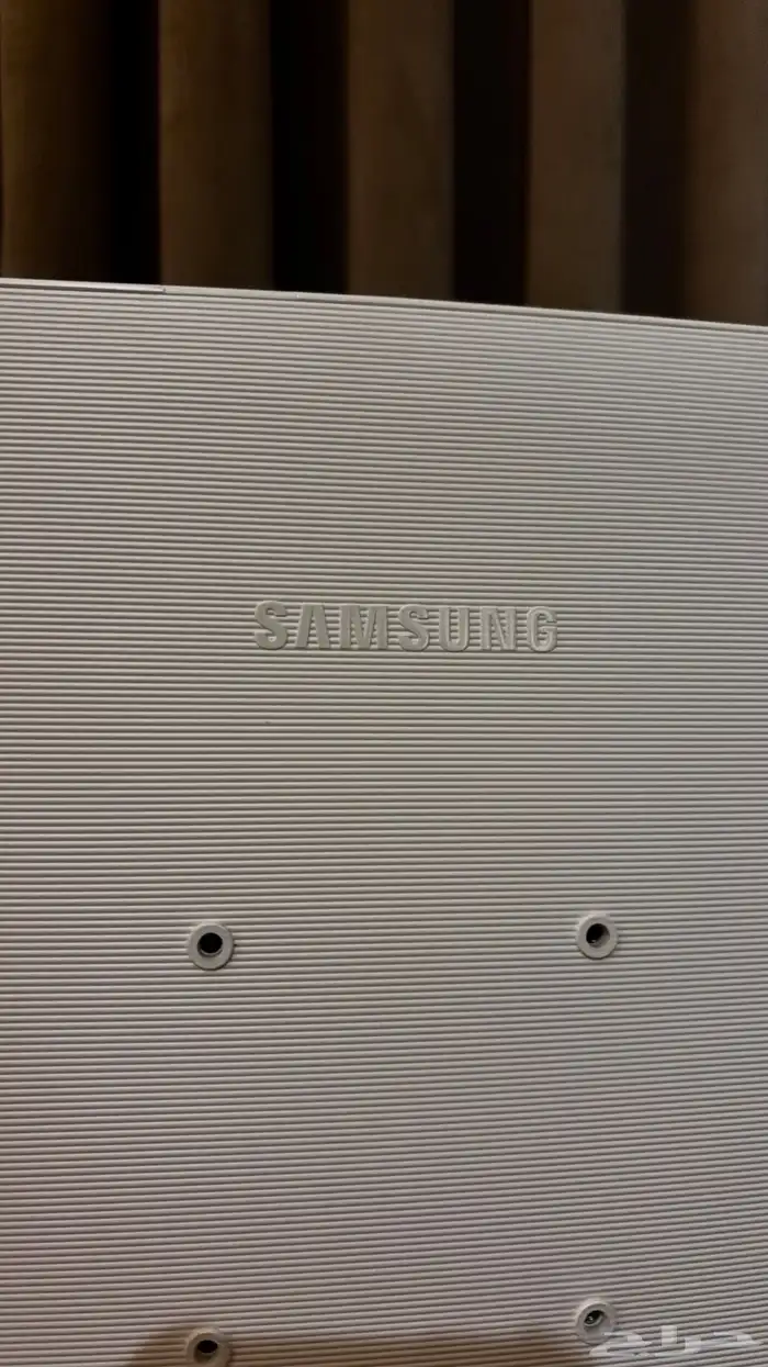 شاشه 27 بوصه 2