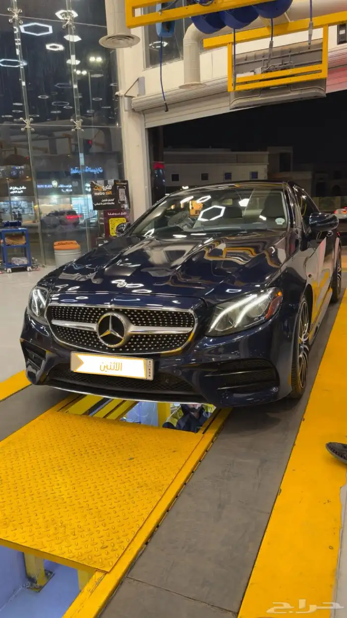 مرسيدس كوبيه E400 2018 كحلي 8