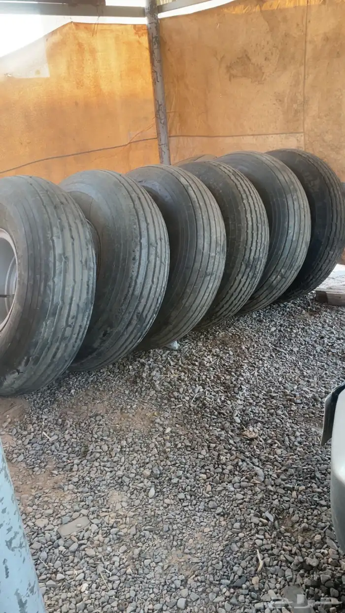 جنوط مع كفرات بالون مقاس 1400 0