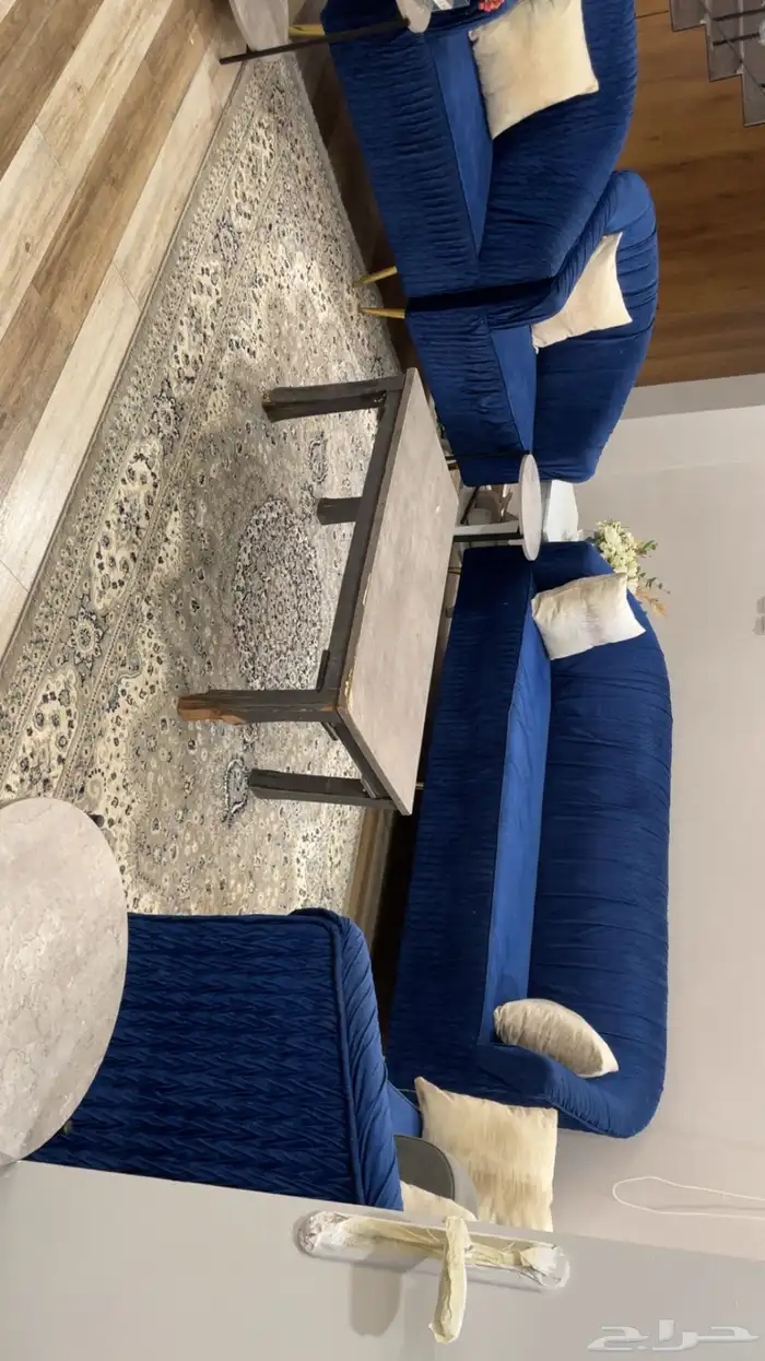 كنب مع طاولاته للبيع 2