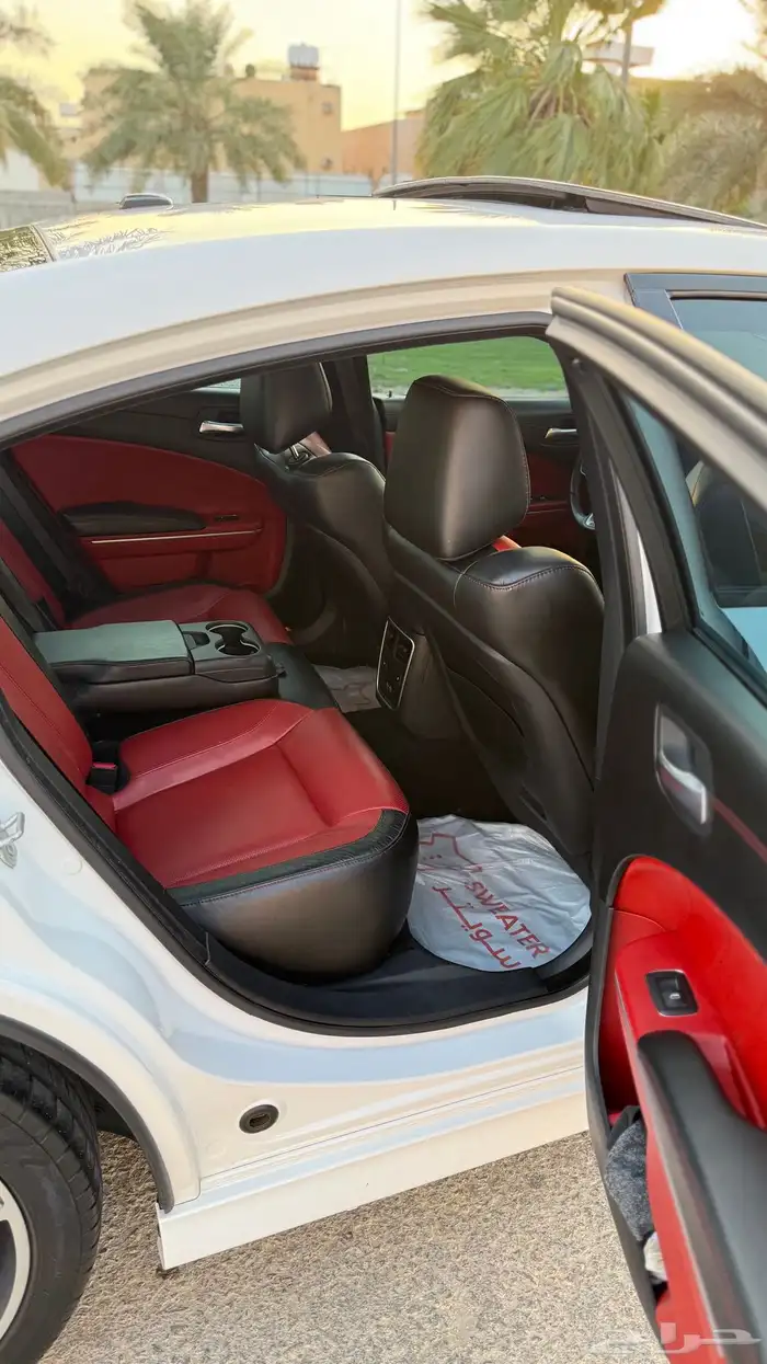 تشارجر 2021 rt تحت الضمان 20