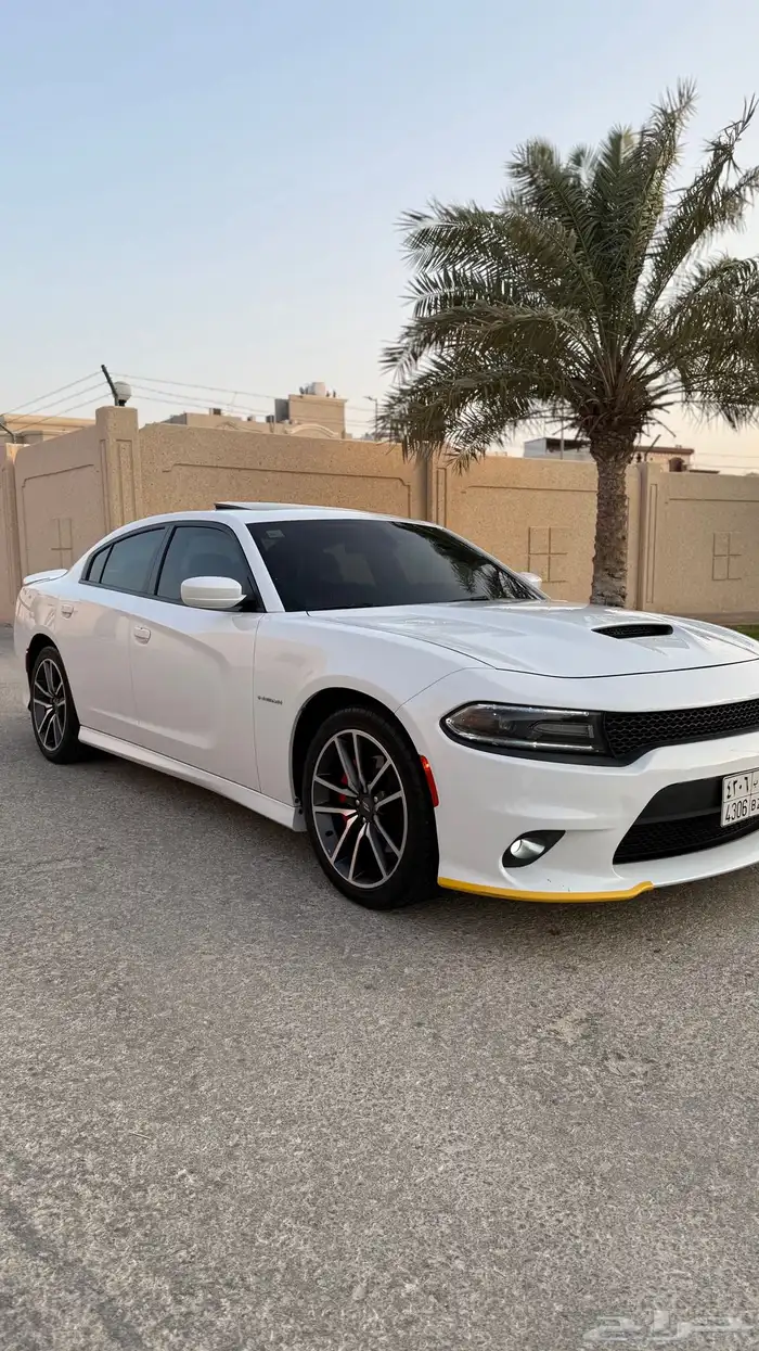 تشارجر 2021 rt تحت الضمان 18