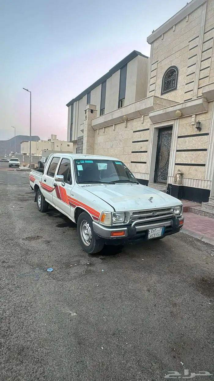 اعرض لكم هايلكس 93 بودي بلد محركات شرط مطوف 7 شهور. 0