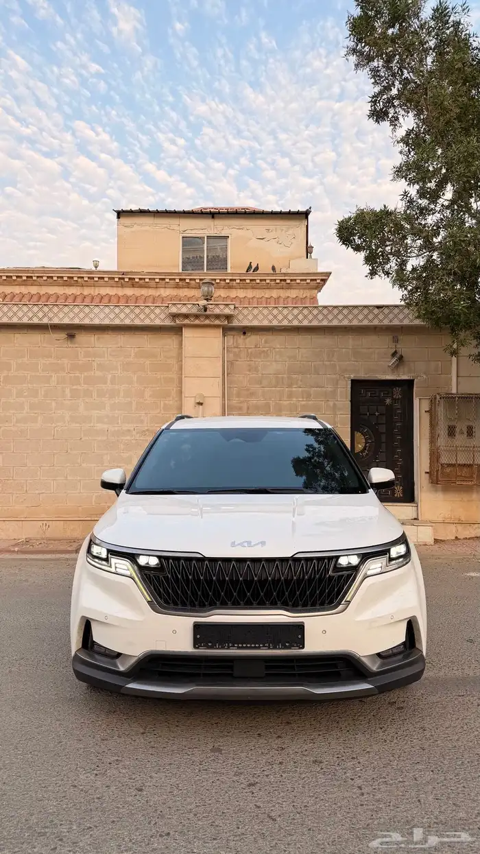 كارنيفال 2022 ( ديزل ) فل كامل بحالة الوكالة 2