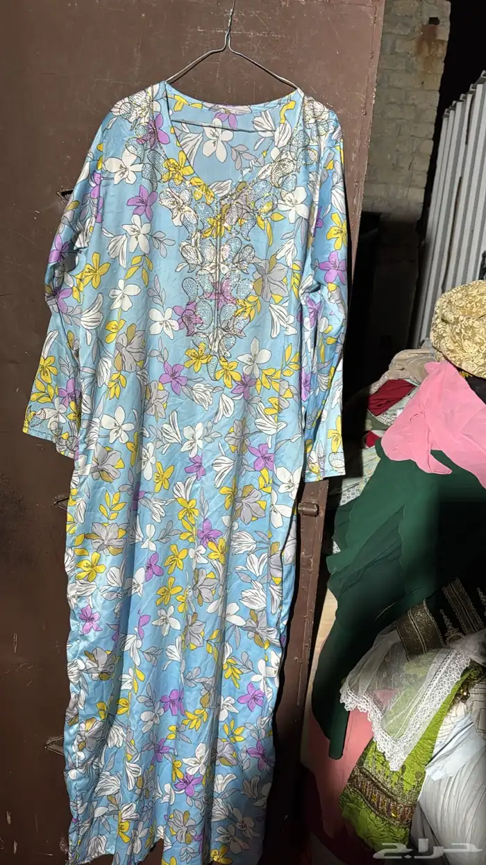 جلابيات وعبايات مستعمل نضيف 52