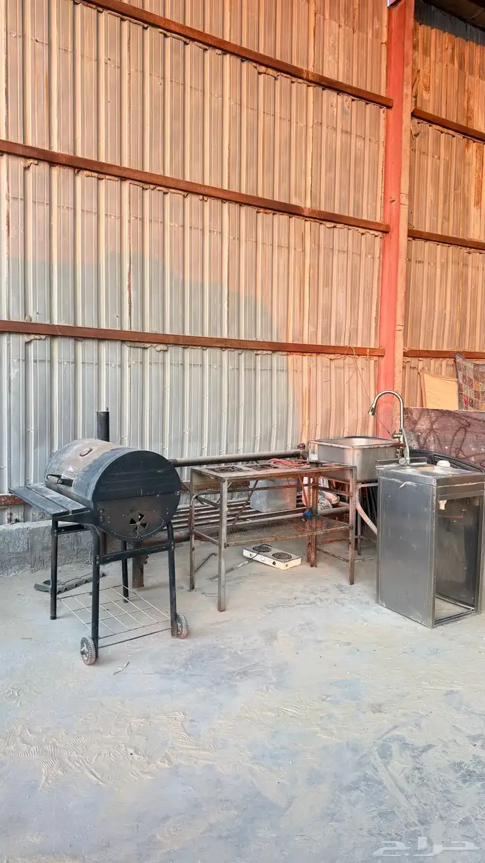 شواية وموقد غاز ومغسله حجم كبير ومغسله استيل 3