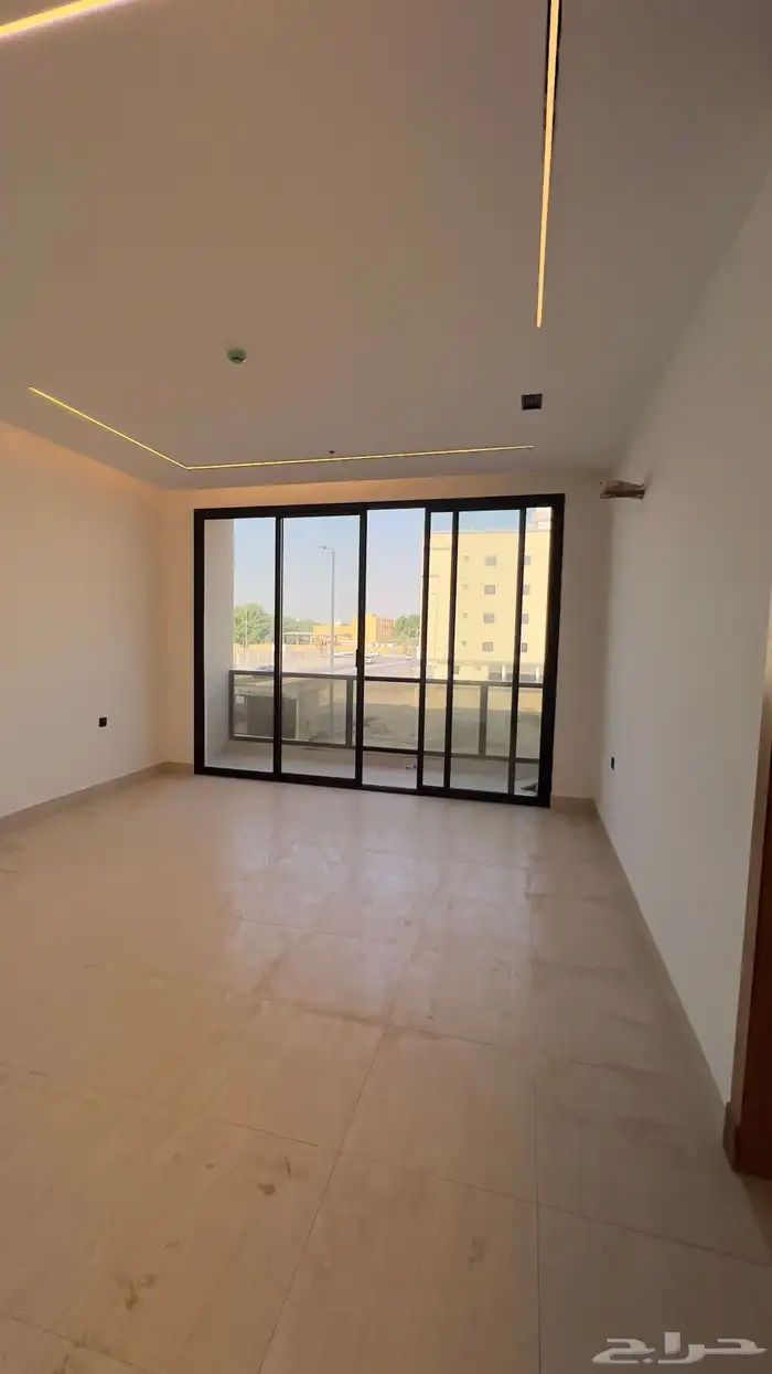 للبيع شقق تمليك حي الامير محمد بن سعود 7