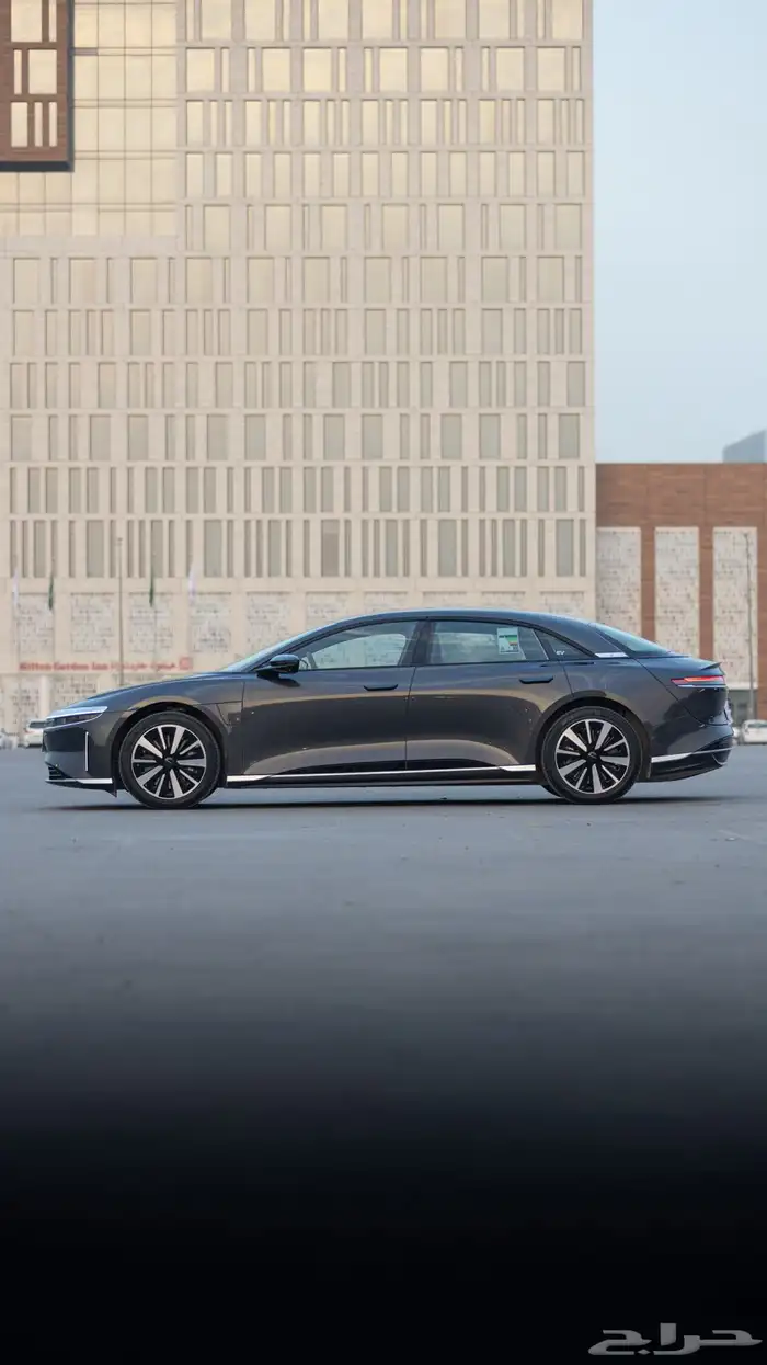 لوسيد Air Pure .. ( شبه جديد ) 2