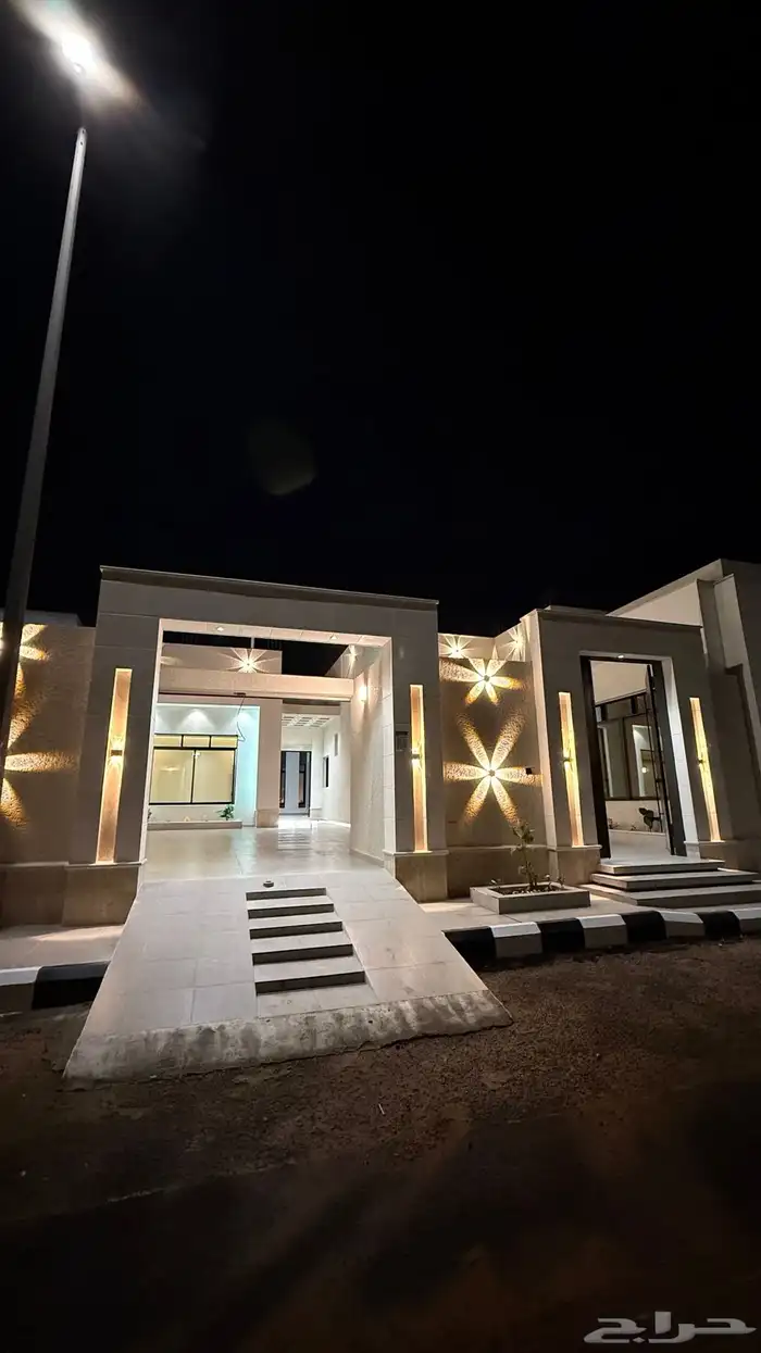 للبيع فلة جديدة بحي النفل 2