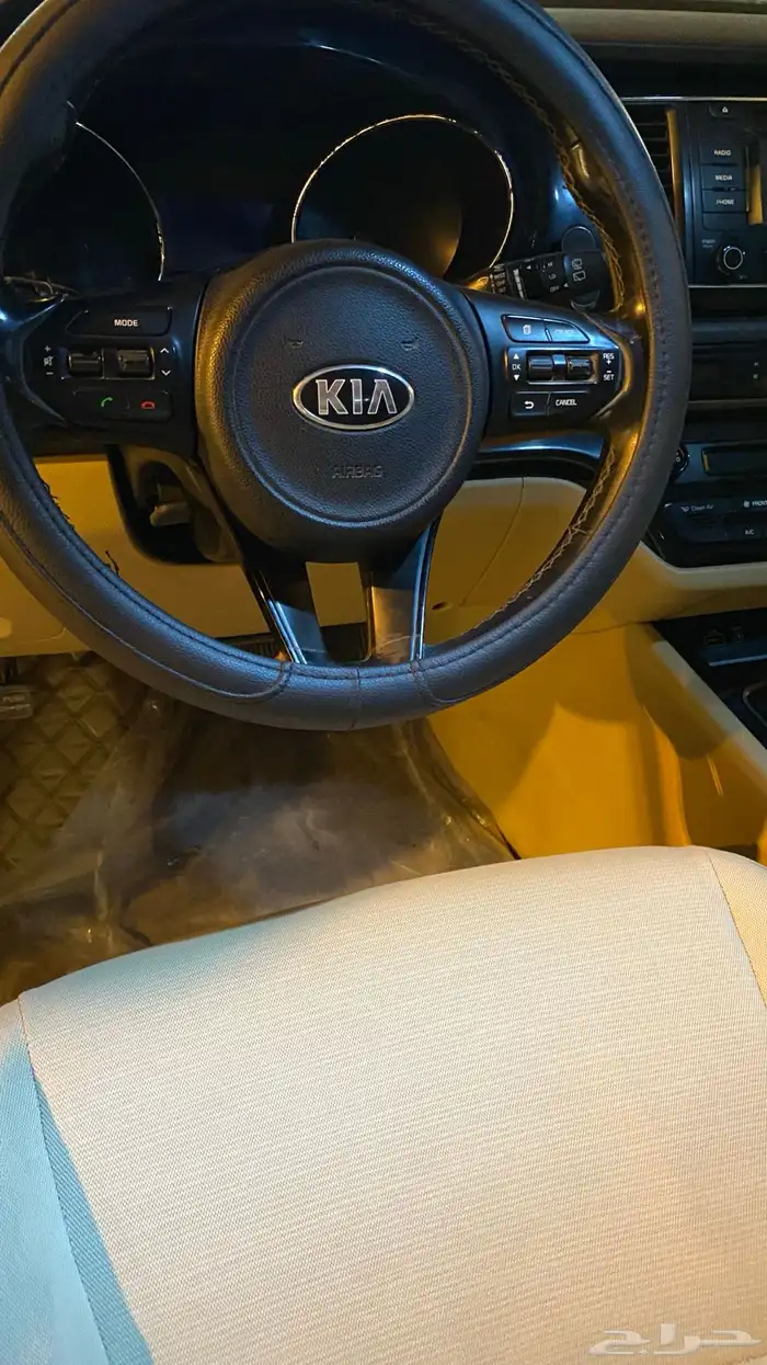 كيا كارنيفال2017 8