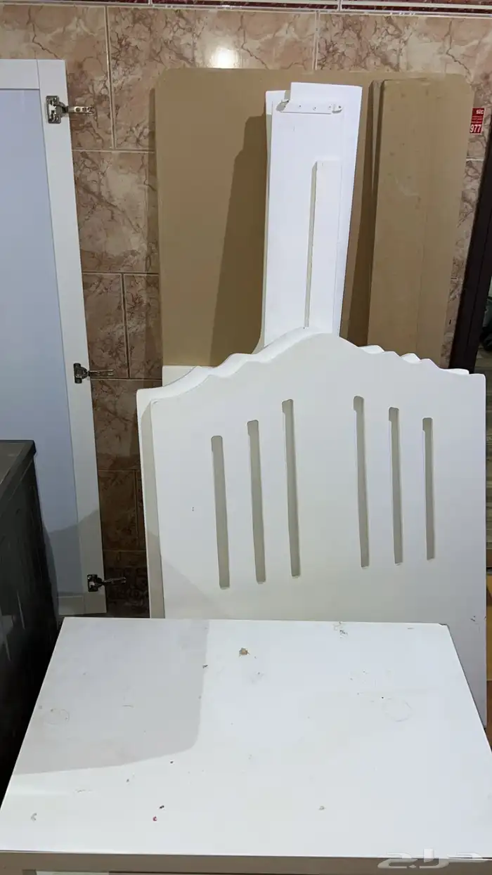 غرفة نوم كاملة للبيع بأسرع وقت ولا يفرق السعر استخدام نظيف 1