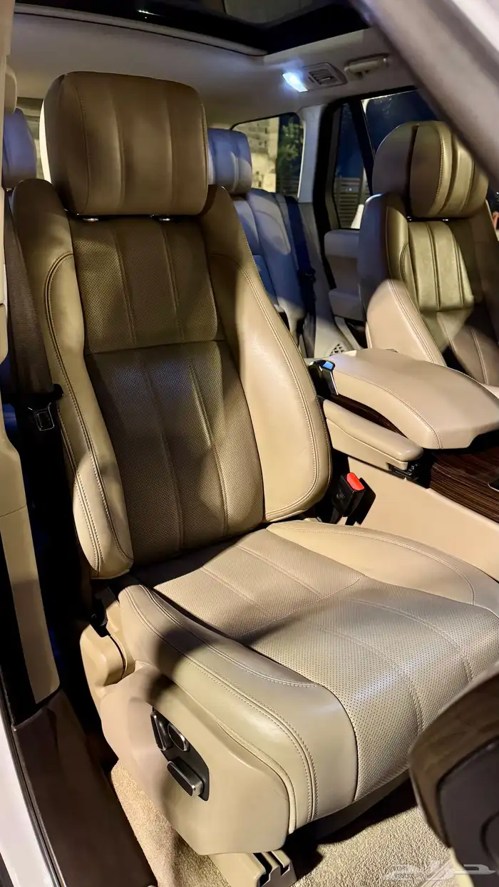 رنج روفر سوبر تشارج 21