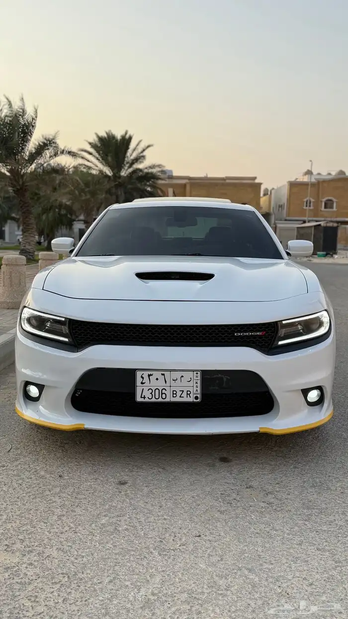 تشارجر 2021 rt تحت الضمان 9