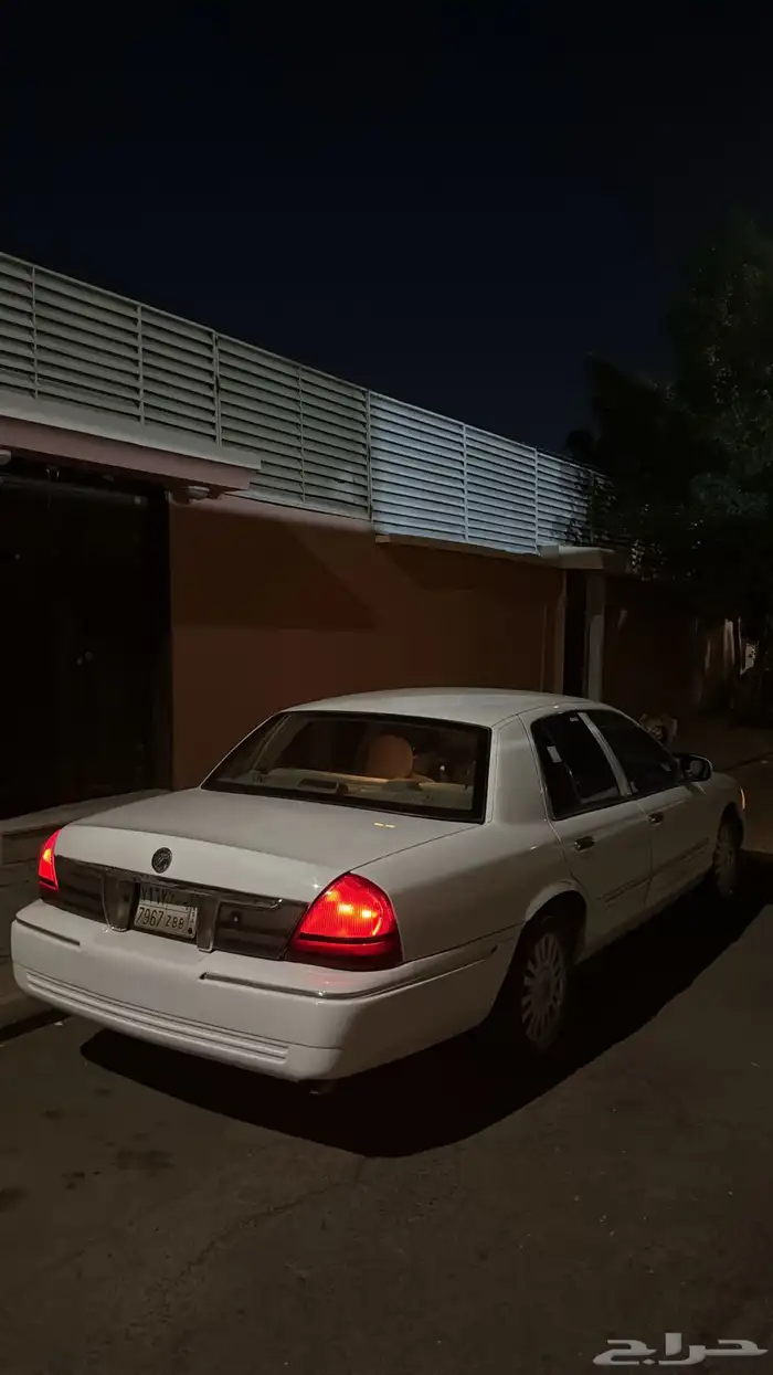 فورد جراند ماركيز 2008 17