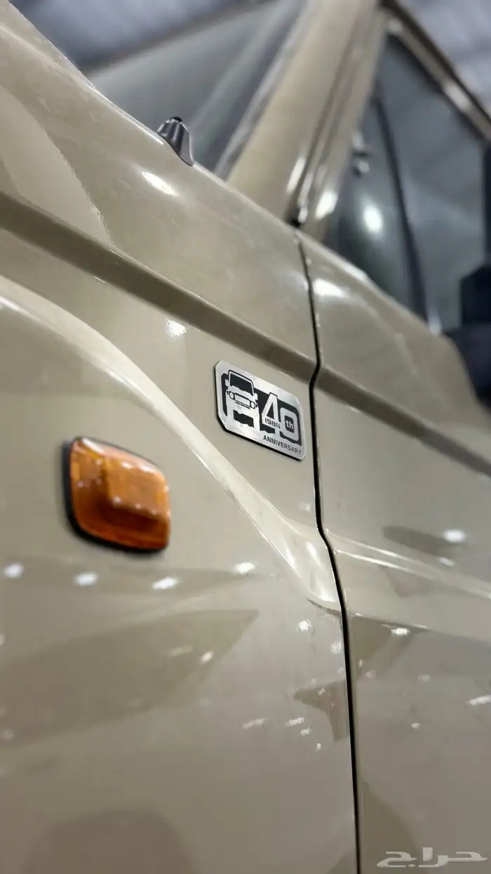 تويوتا ربع مصندق قير عادي بنزين 2