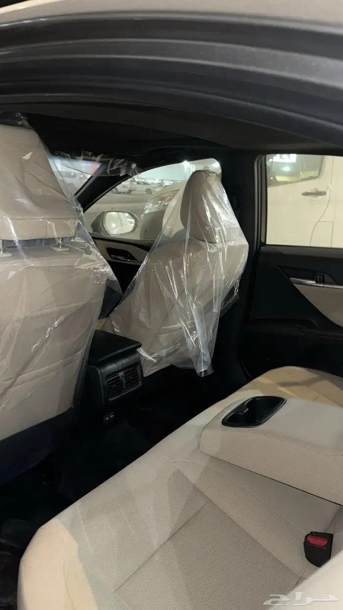 عرض خاص كامري 2025 LE نص فل تيتانيوم 6