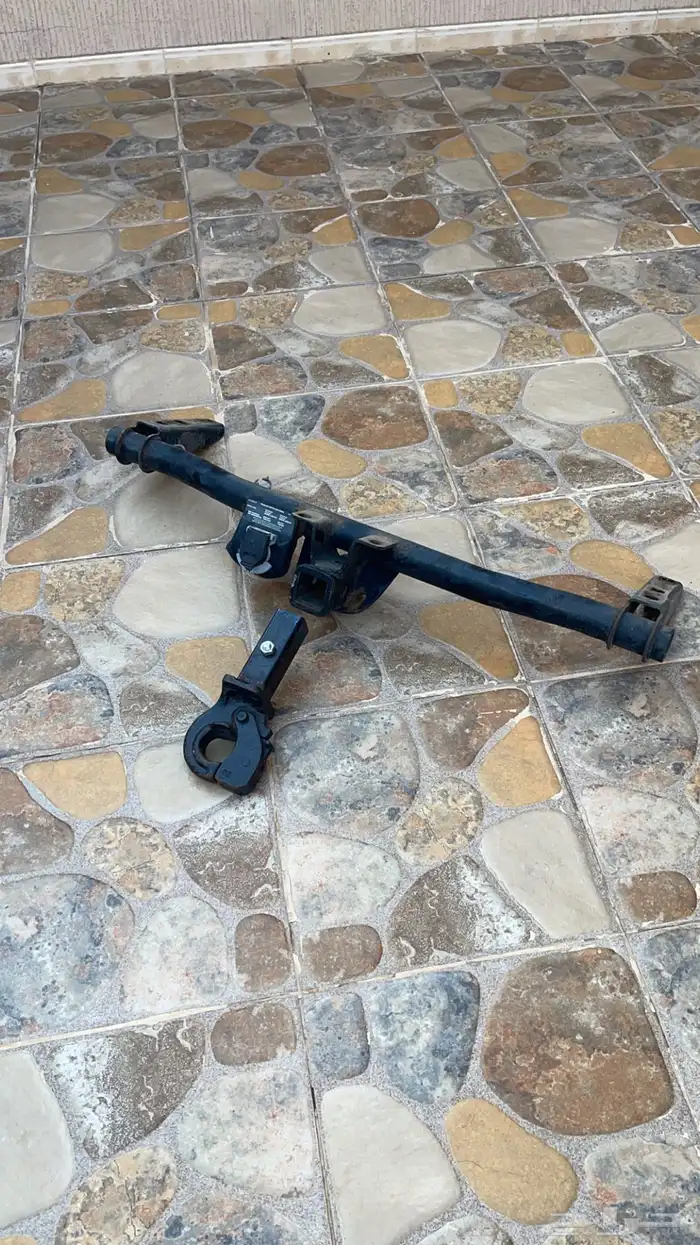 هوك سحب مع قاعدتة واغراضه كاملة. 5