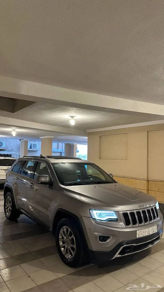 جراند شروكي (فل كامل) V8 0