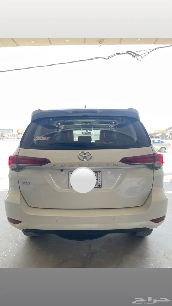 للبيع فورتشنرV4 2022(دبل) 3