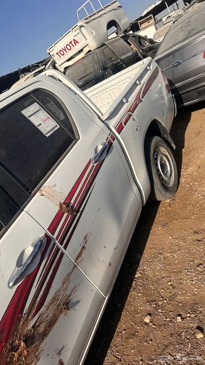 تشليح هايلوكس 2016. البيع قطع غيار 2