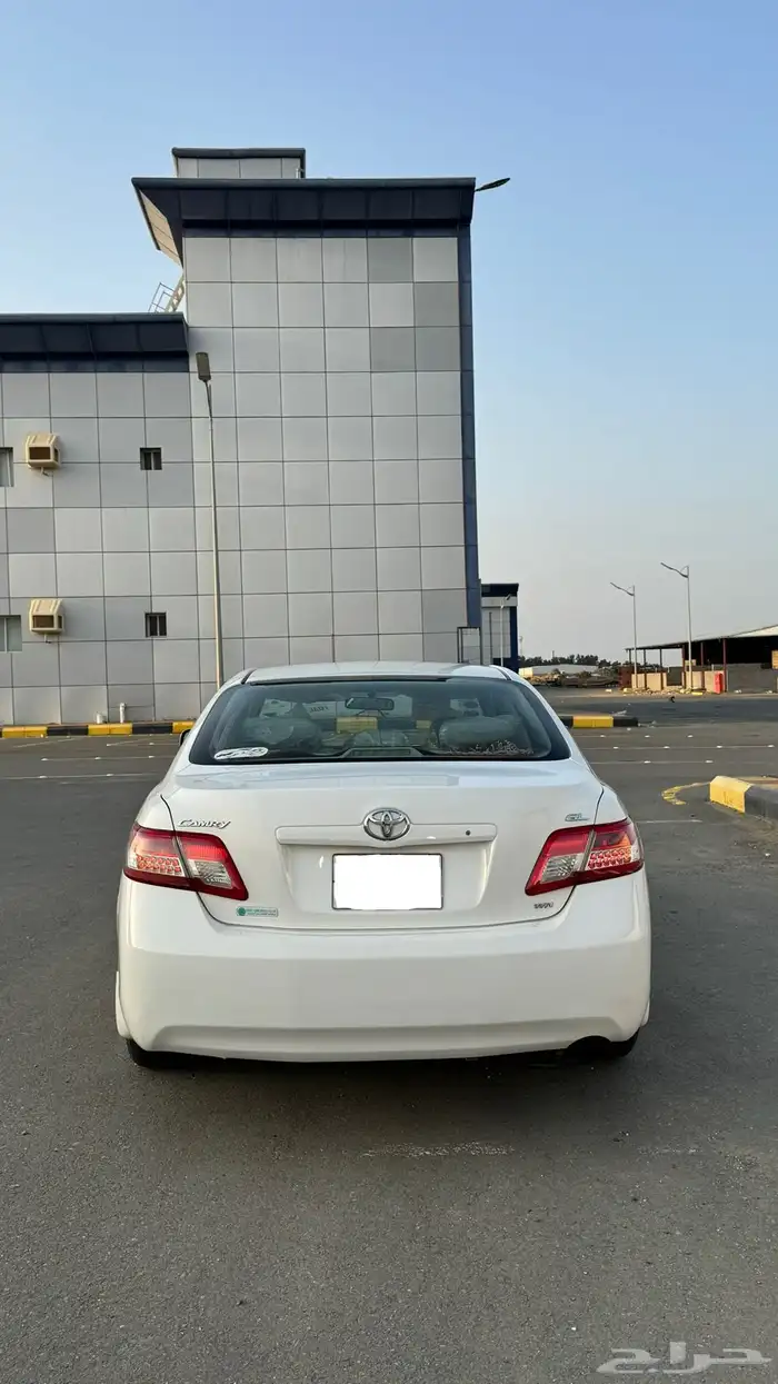 للبيع كامري 2011 4