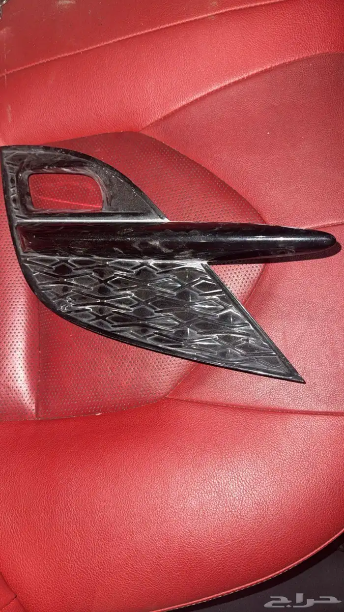 ديكور كامري 2020 فئة رياضية فوق الكشاف الجهة اليسرى 2