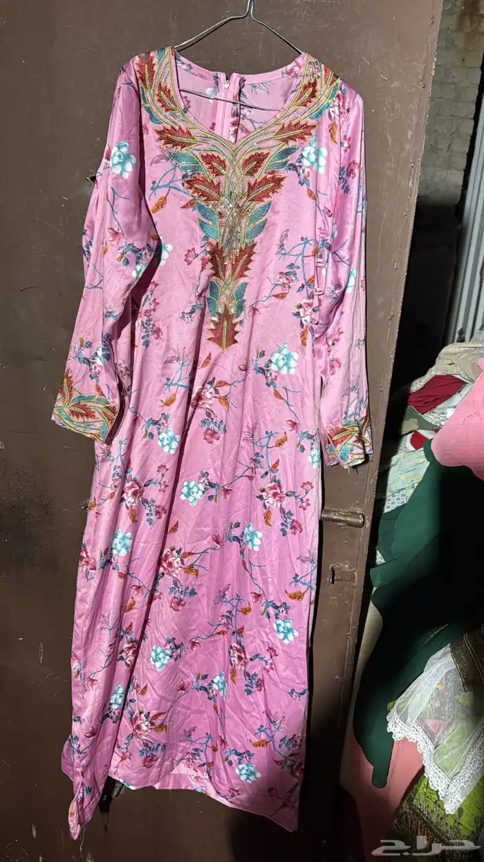 جلابيات وعبايات مستعمل نضيف 53