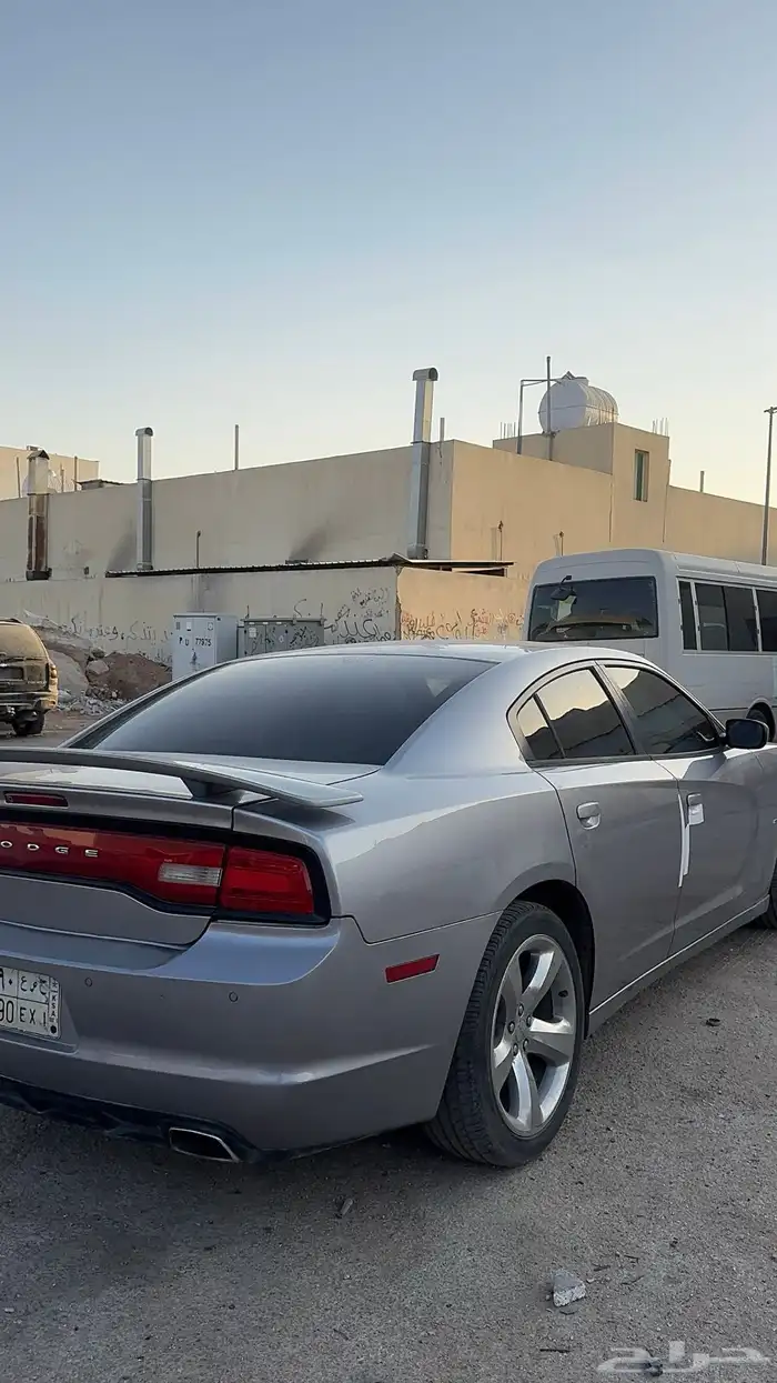 دوج تشارجر للبيع او البدل 8
