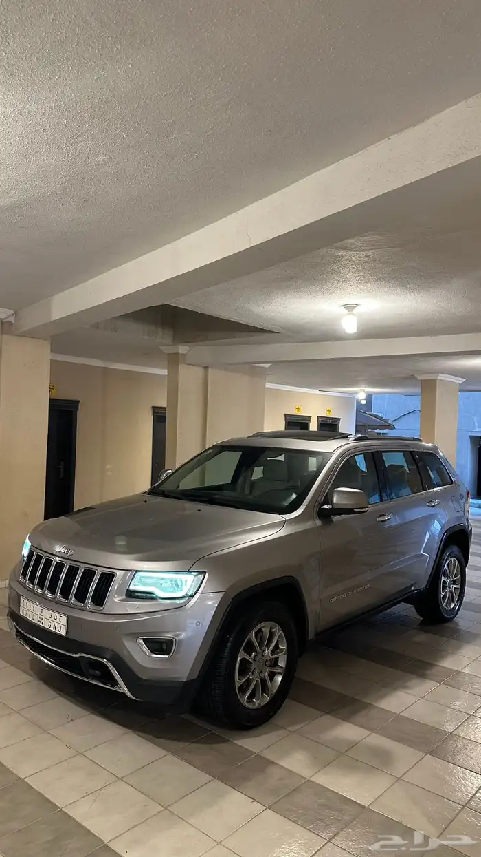 جراند شروكي (فل كامل) V8 1